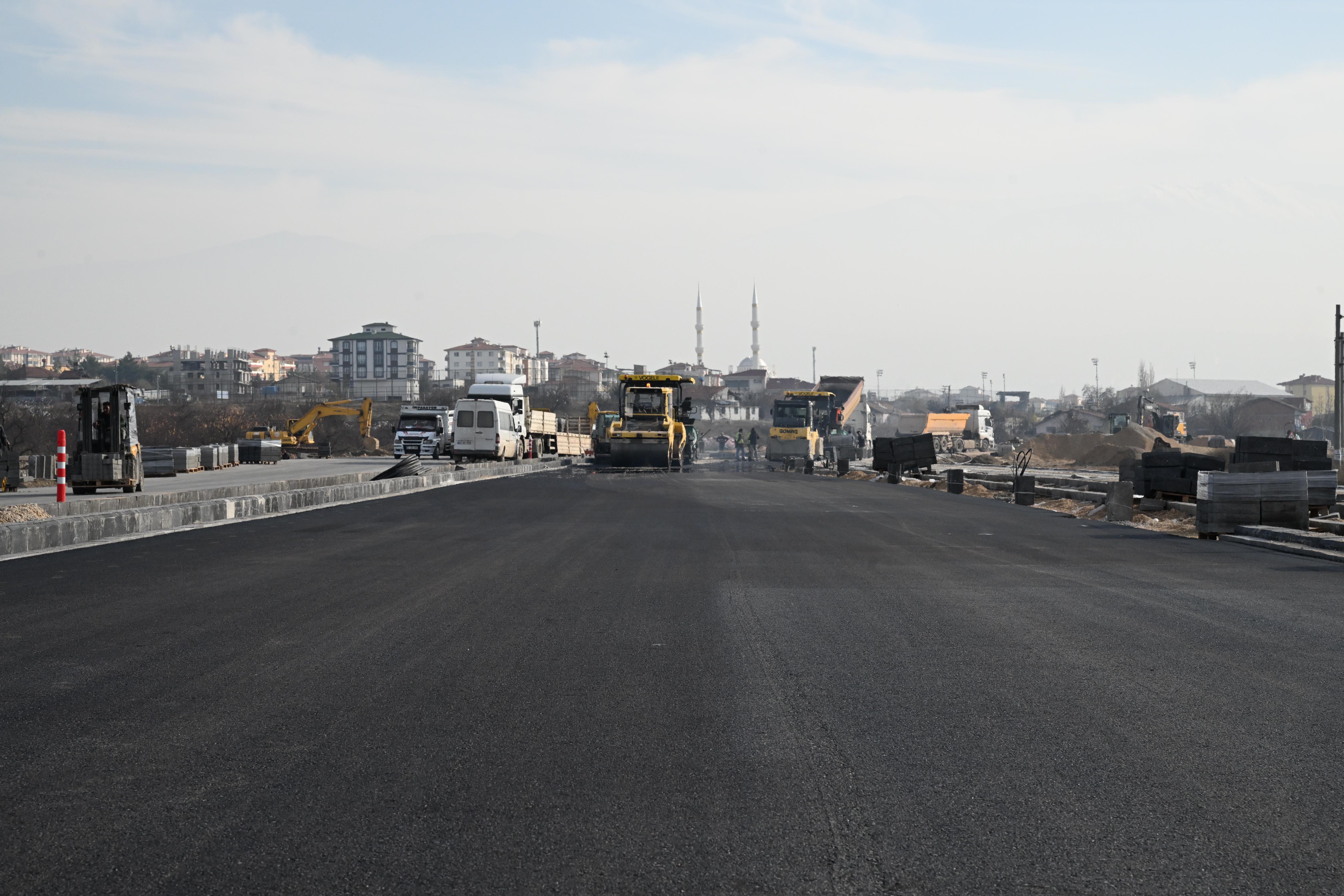 Kuzey Kuşak Yolu’na yapılan bağlantı yollarını yerinde inceleyen Başkan Gürkan