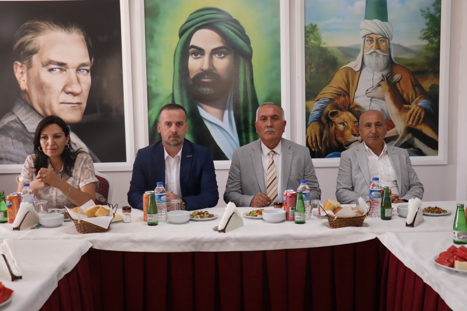 MAGİNDER'DEN ZEYNEL ABİDİN TÜRBESİNE ZİYARET