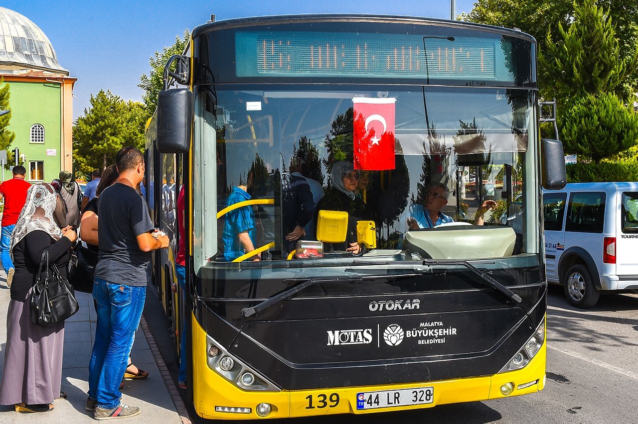 MALATYA'DA YKS’YE GİRECEK ÖĞRENCİLERE ULAŞIM ÜCRETSİZ