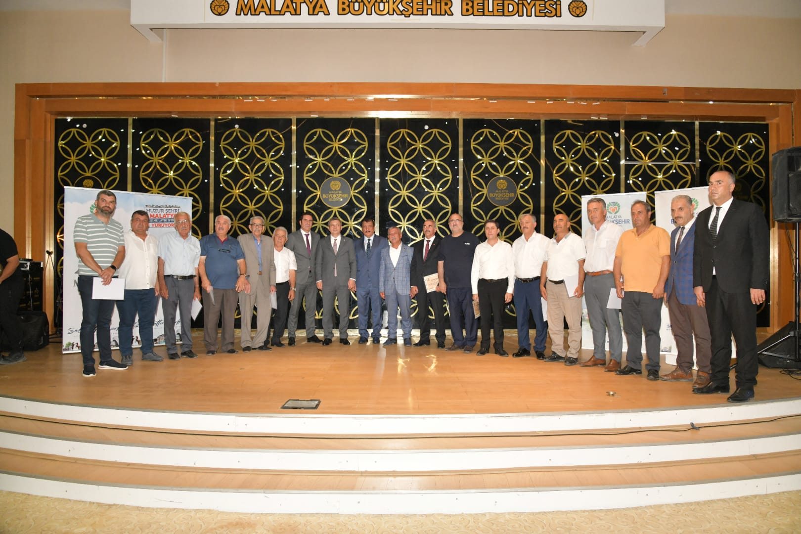 Malatya’daki Muhtarlarla Bir Araya Gelen Başkan Gürkan