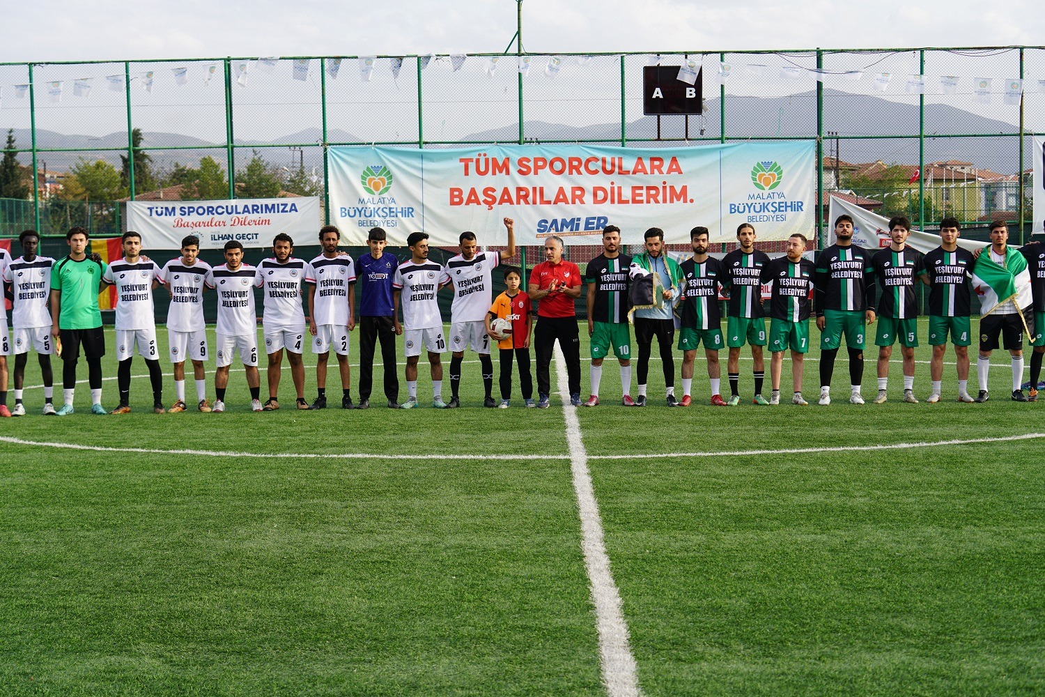 ÖDÜLLÜ 3.ULUSLARARASI YEŞİLYURT FUTBOL TURNUVASI SONA ERDİ