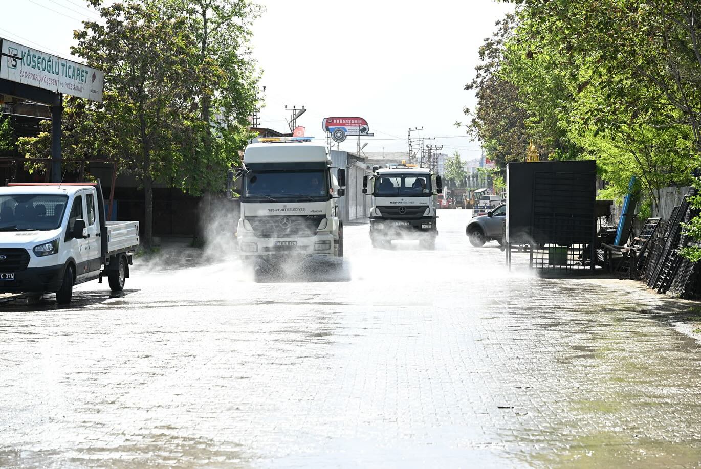 Temiz ve Güzel Bir Yeşilyurt İçin 7/24 Görev Başındayız”