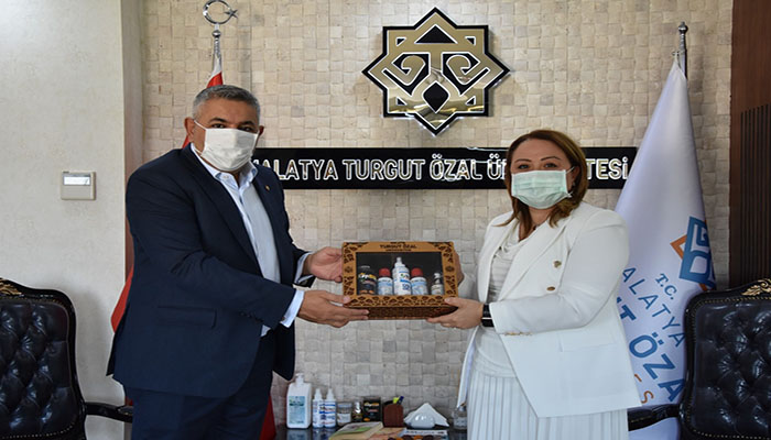 TSO Başkanı Sadıkoğlu’ndan Rektör Karabulut’a ziyaret