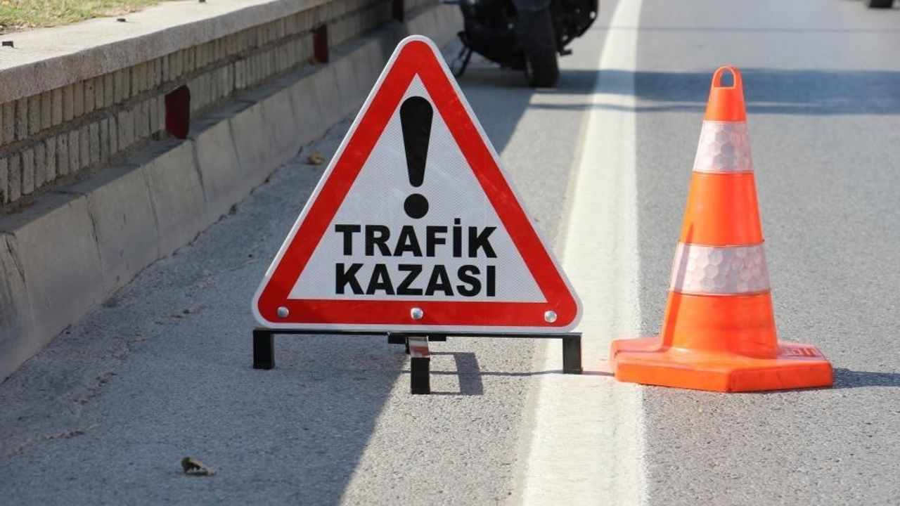 Turgut Özal Bulvarın'da Trafik Kazası