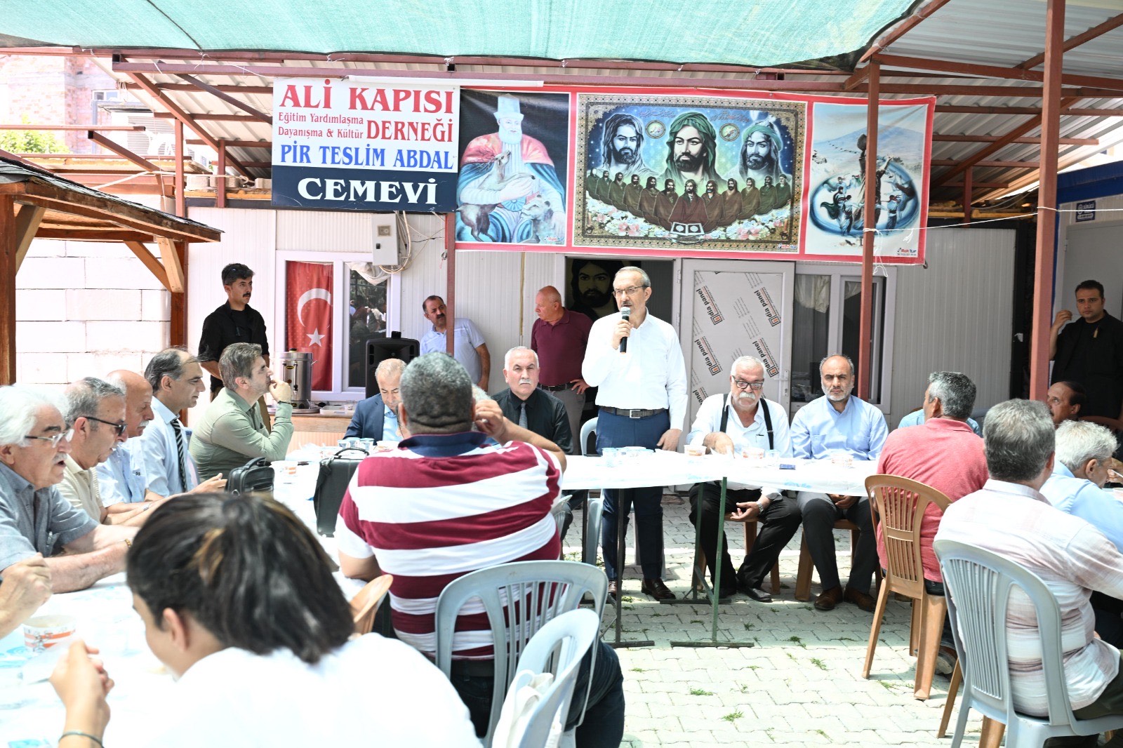 Vali Yavuz Aşure ve Lokma Etkinliğine Katıldı