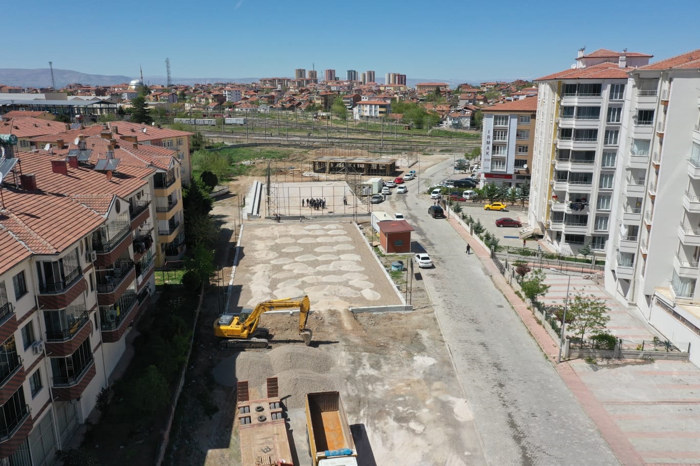 Yeşilyurt Belediyesi, İnönü Mahallesine Dev Bir Spor Kompleksi Kuruyor