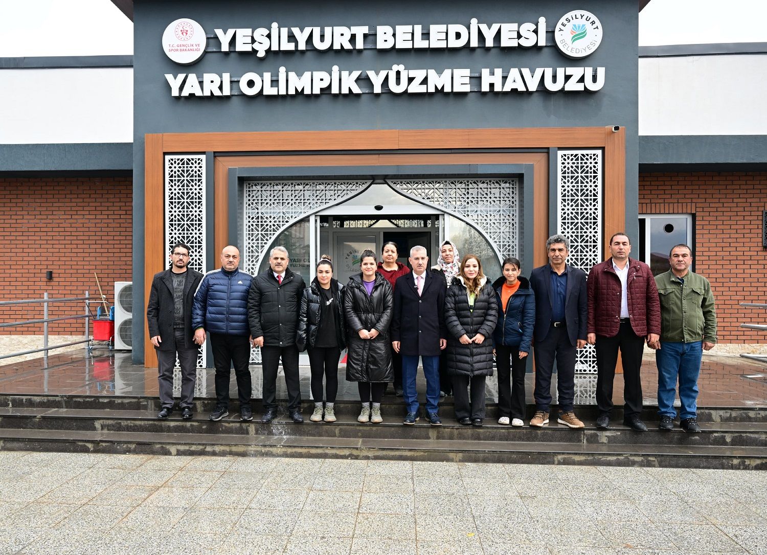 YEŞİLYURT BELEDİYESİ YAKINCA SPOR ADASI, SPORTİF YATIRIMLARA ÖRNEKLİK TEŞKİL EDİYOR