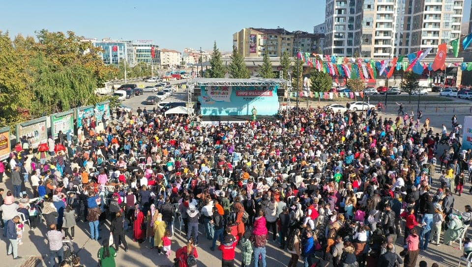 ‘Yeşilyurt Çocuk Kitapları’ Festivali Yoğun İlgi Altında Devam Ediyor