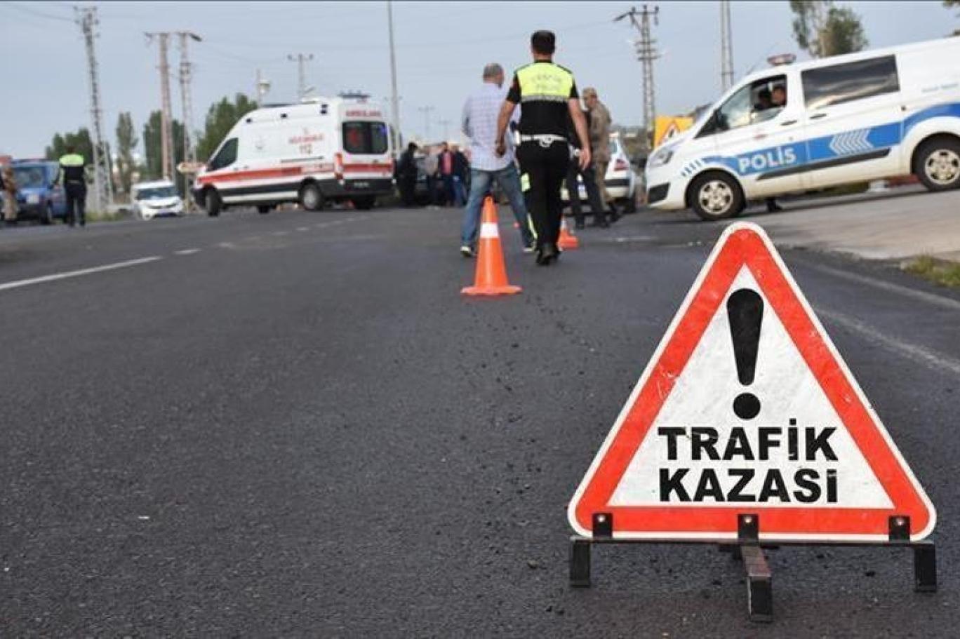 Yeşilyurt İlçemiz Karakavak Mahallesi üzerinde Trafik Kazası