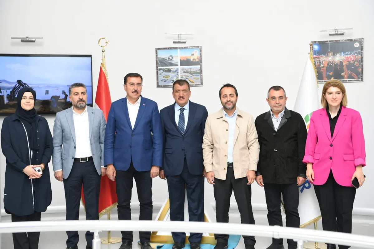 “MALATYA 28 MAYIS SEÇİMİNDE  CUMHURBAŞKANIMIZIN ARKASINDA BEYDAĞI  GİBİ DİMDİK DURACAK”