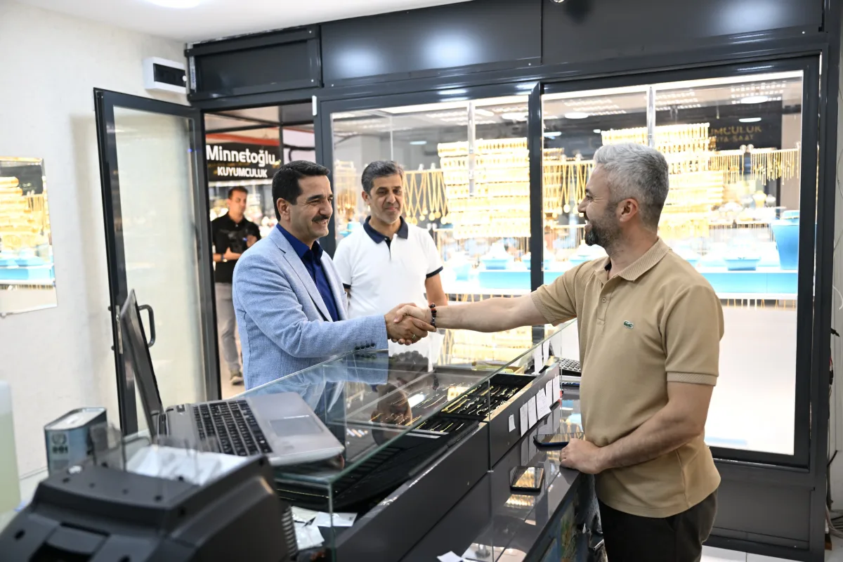 Başkan Taşkın Kuyumcular Çarşısı Esnafını Ziyaret Etti