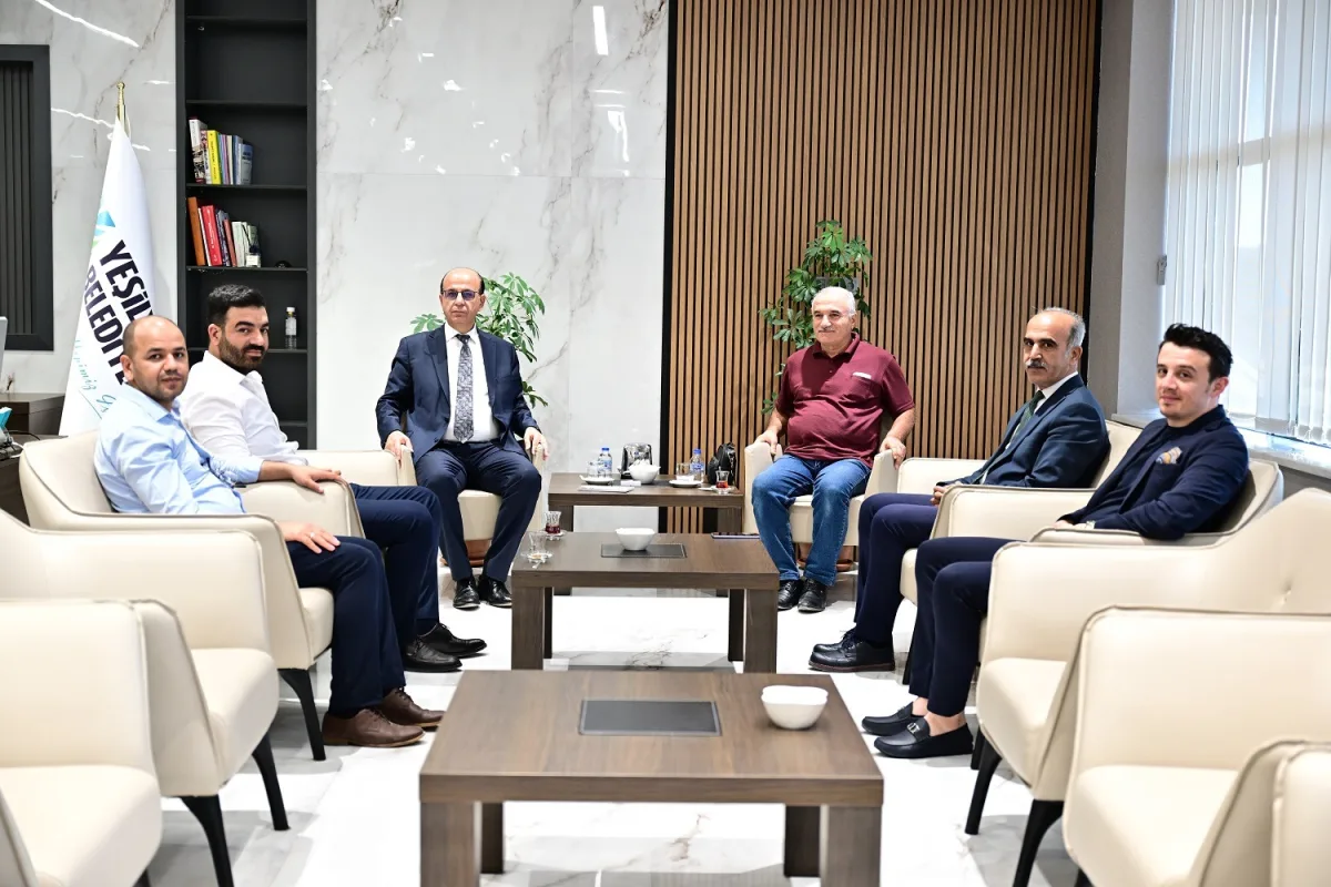 YEŞİLYURT BELEDİYESİ, İLÇENİN TARİHİNİ ‘ÇIRMIKTI’ KİTABIYLA TAÇLANDIRDI