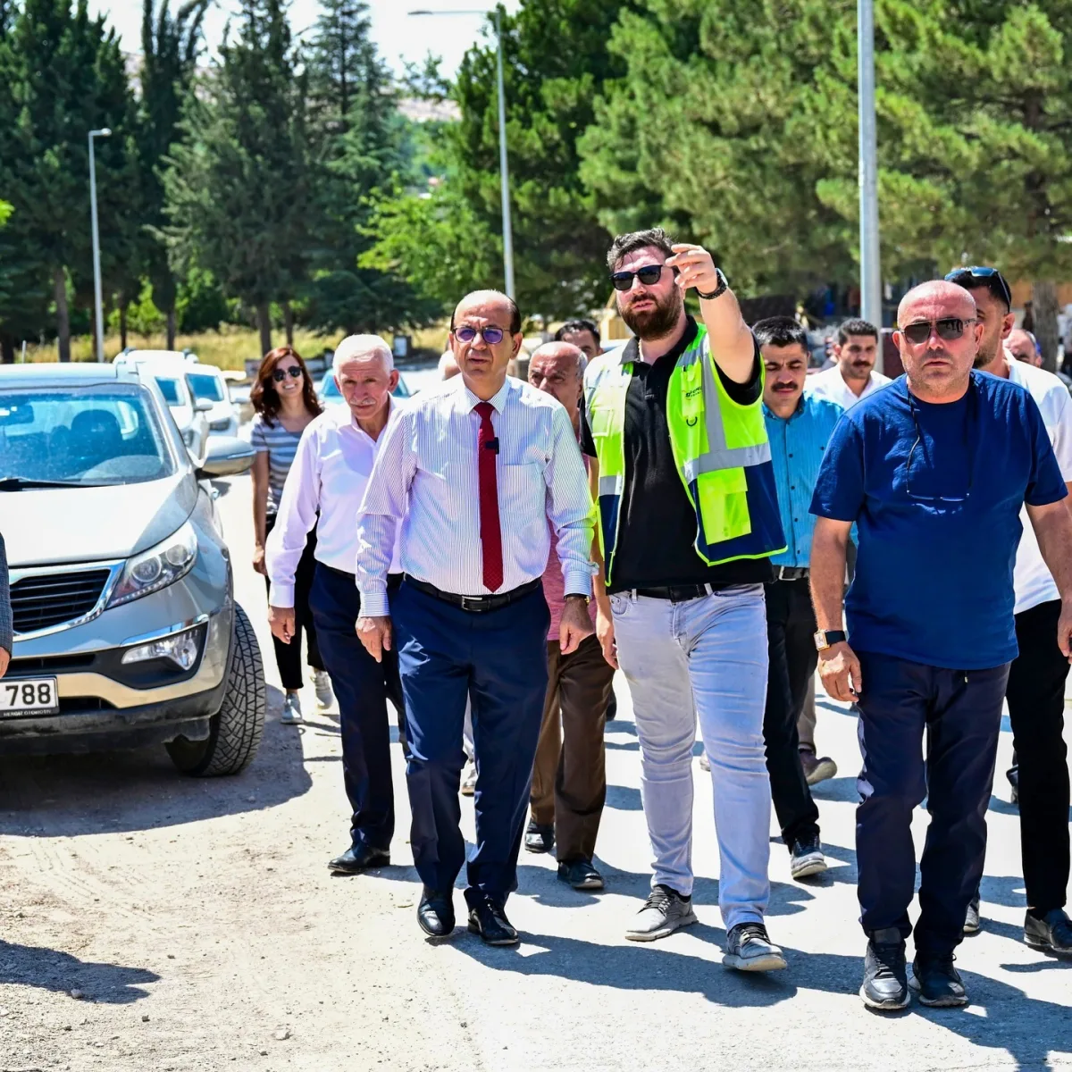 BAŞKAN GEÇİT, ÇIRMIKTI’DAKİ ‘KÖY EVLERİ’ PROJELERİNİ İNCELEDİ