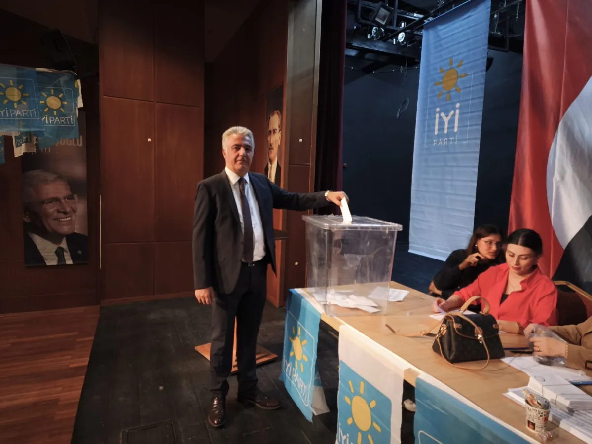 İYİ Parti Yeşilyurt’ta Yeni Bir Dönem: Alper Karakurt İlçe Başkanı Seçildi