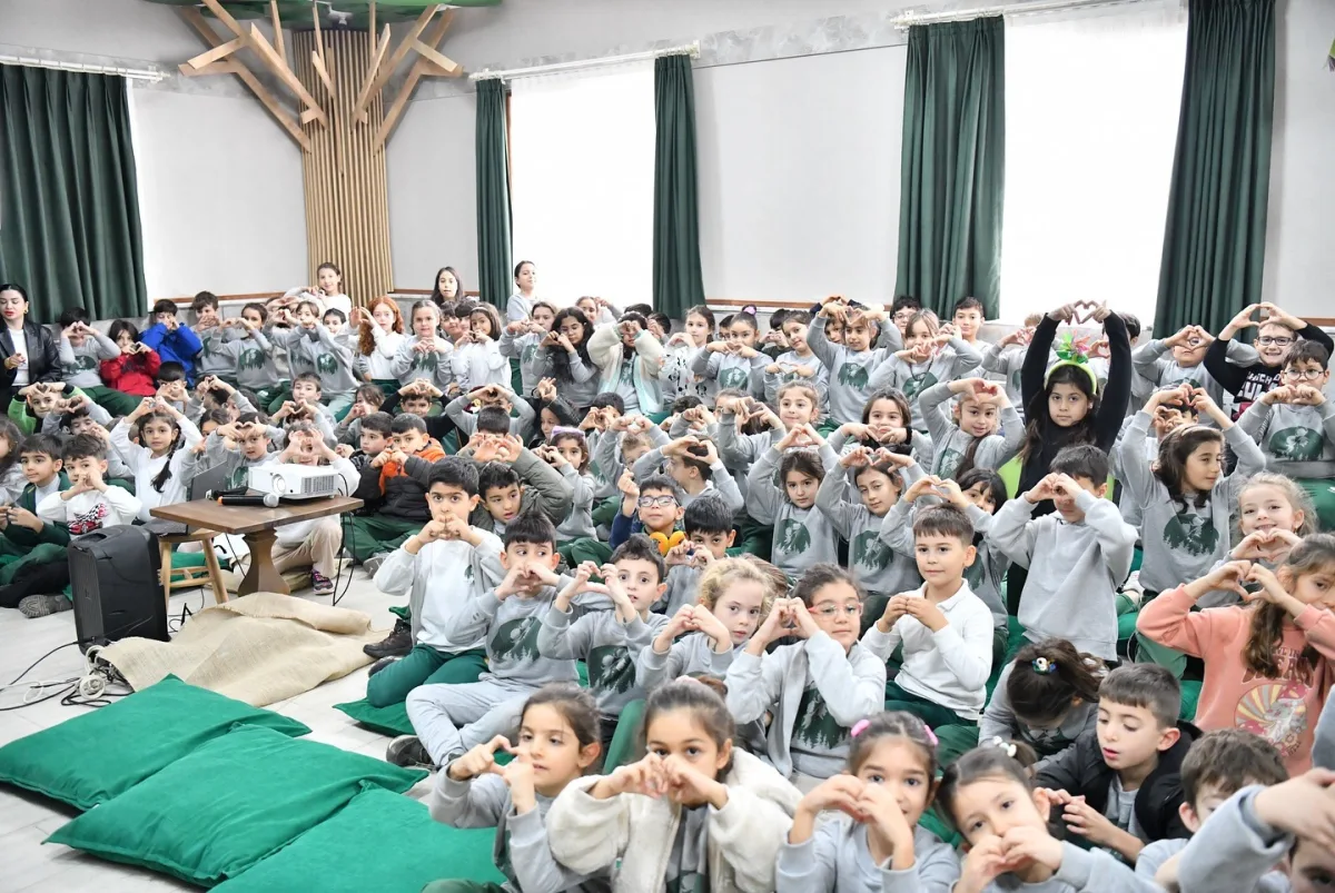 BAŞKAN GEÇİT, “7 BİN 300 ÖĞRENCİYE SIFIR ATIK EĞİTİMİ VERDİK”