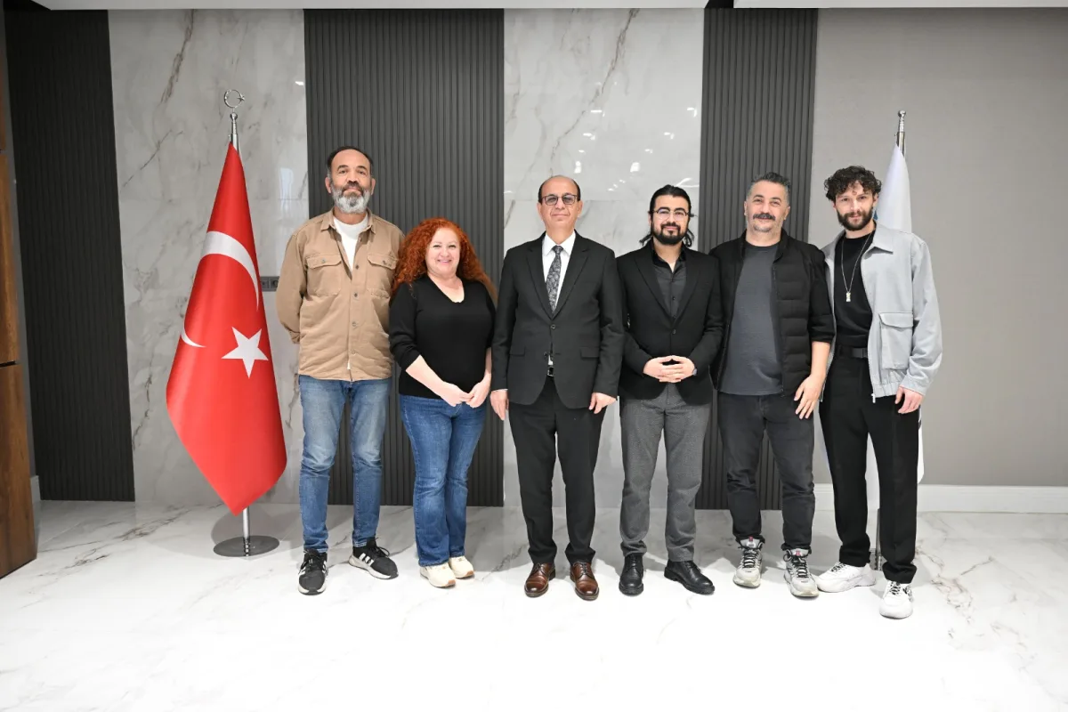 Gençliğin ve Ailenin Hikâyesi Başkan Geçit’te Buluştu