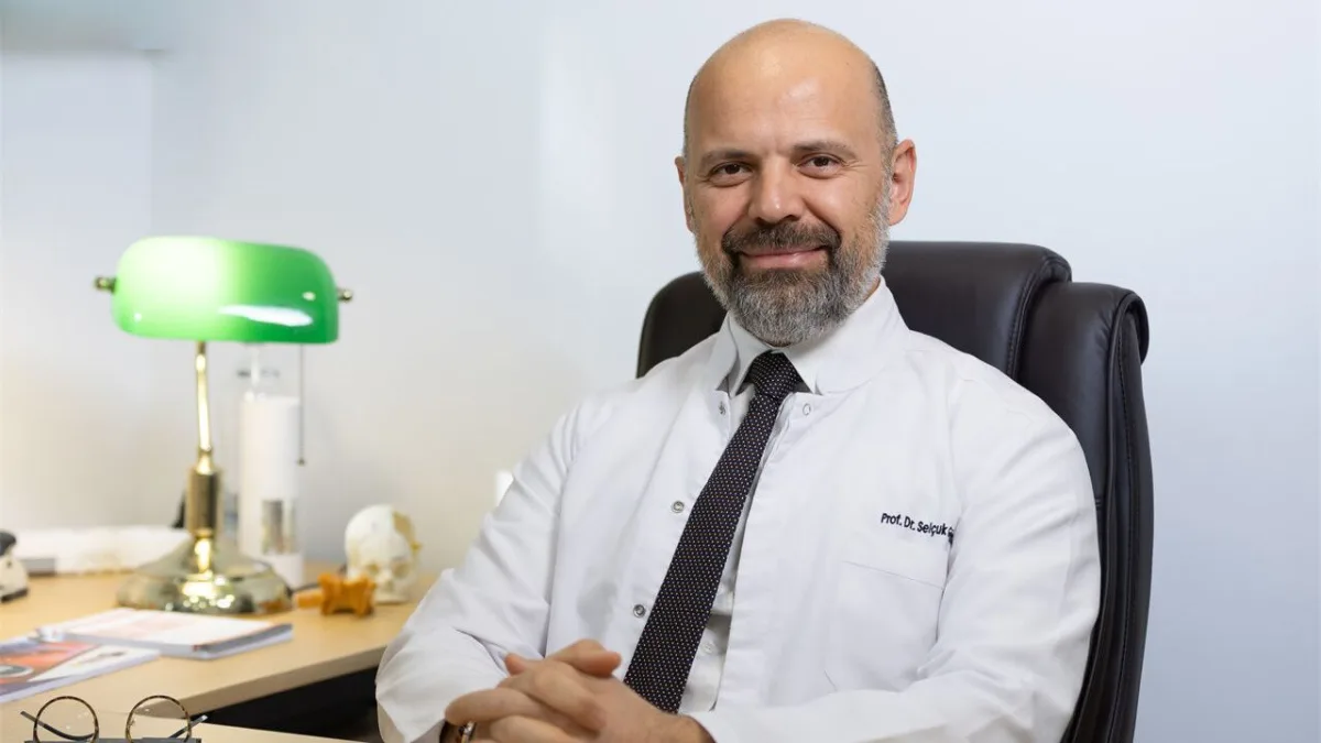 Akıllı telefonlar boyun fıtığı sebebi