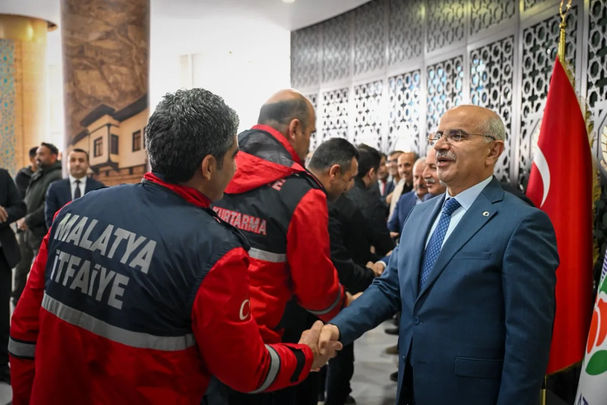 Başkan Sami Er, Bayramda Personelini Yalnız Bırakmadı.