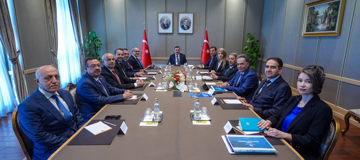 Turgut Özal Tıp Merkezi'nin Talepleri Cumhurbaşkanı Yardımcısı Yılmaz'a Sunuldu.